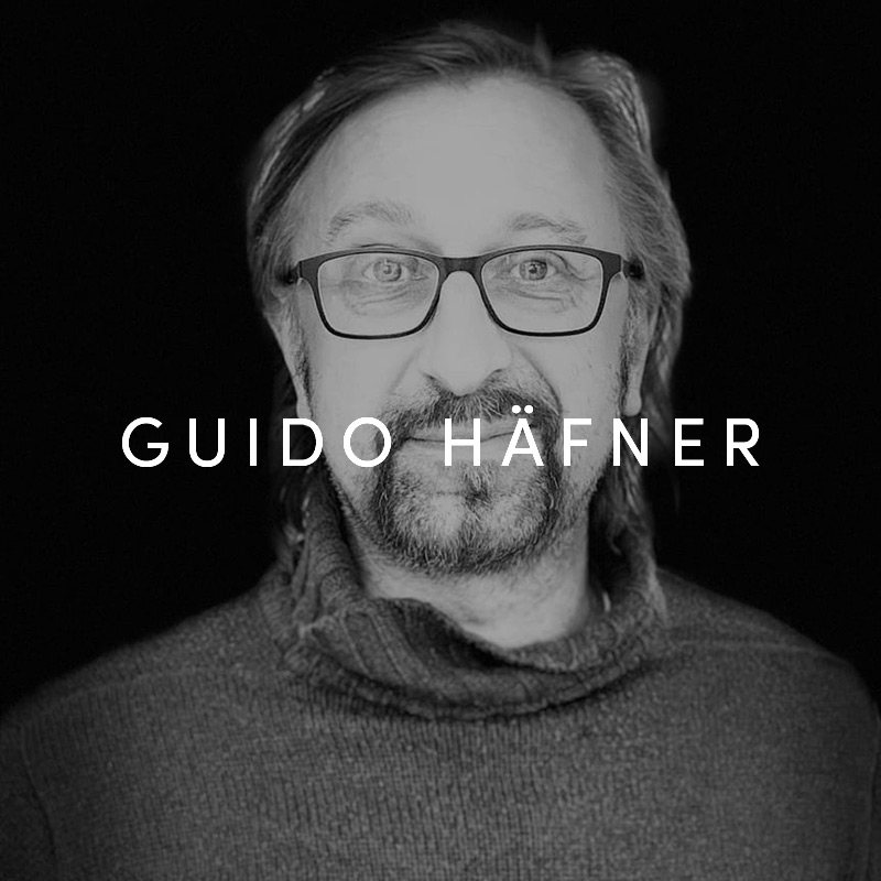 Guido Häfner Artist Premium Modern Art Button